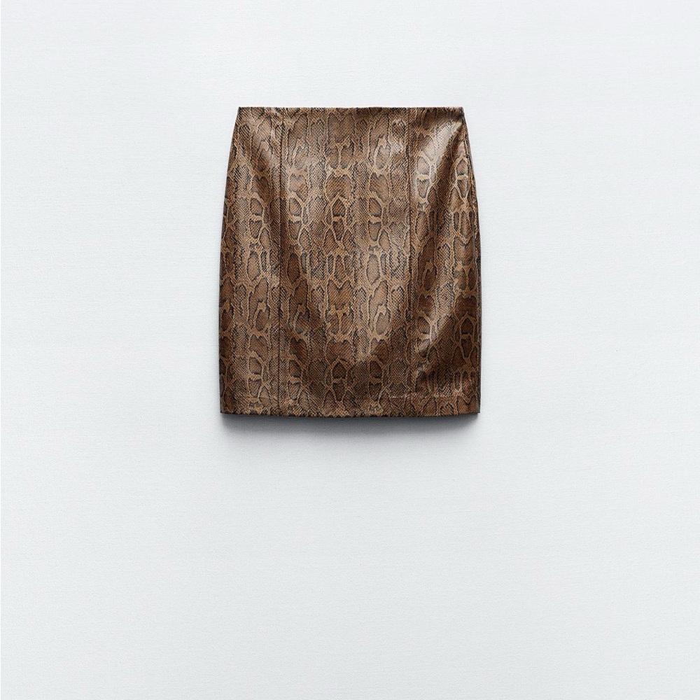 NWT Zara faux snakeskin leather skirt - Picture 5 of 8